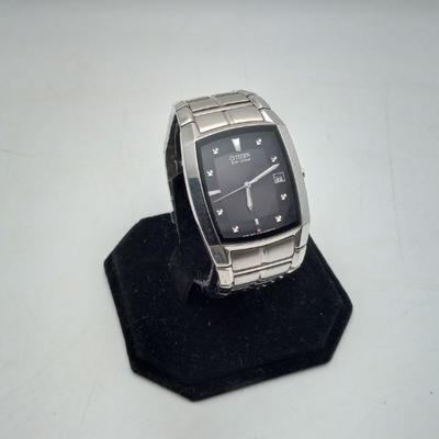 Sale Photo Thumbnail #38