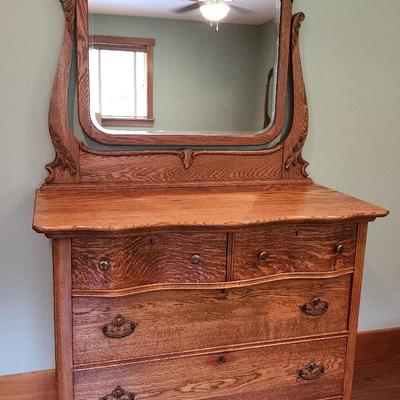 Late 19th Century Dresser With Mirror 