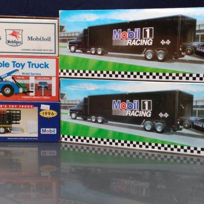 Mobil Oil Scale Models 