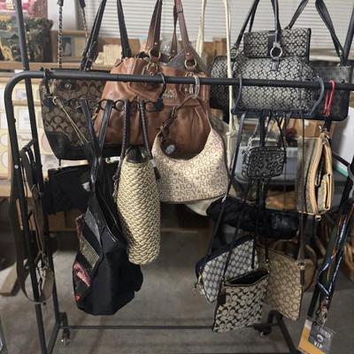 Sale Photo Thumbnail #244