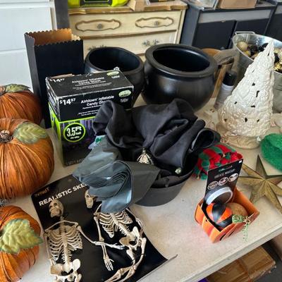 Sale Photo Thumbnail #390