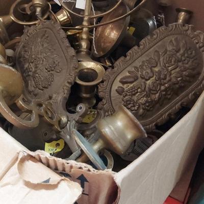 MYSTERY LOT OF BRASS CANDLESTICKS AND WALL SCONCES