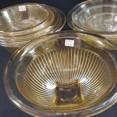 VINTAGE HAZEL YELLOW GLASS MIXING BOWL SETS