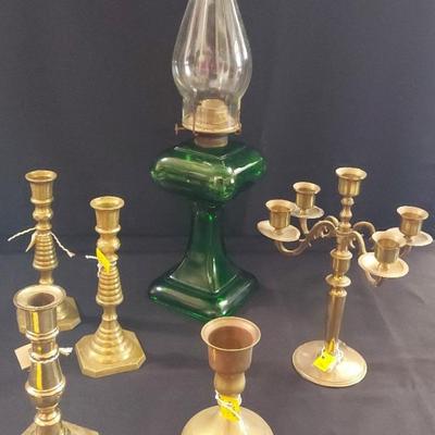GREEN GLASS OIL LAMP WITH FIVE BRASS COLORED CANDLE STICKS