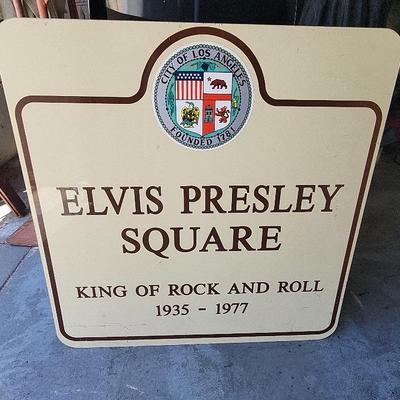 ELVIS PRESLEY SQUARE METAL SIGN