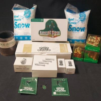 DEPARTMENT 56 LOT #22- ACCESSORIES 