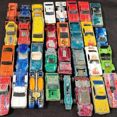VINTAGE HOT WHEEL CARS