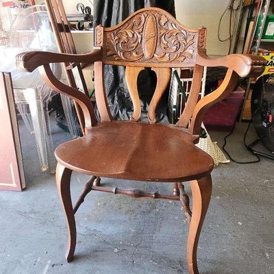 CARVED WOODEN CHAIR