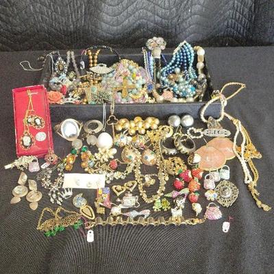 14K FRESH WATER PEARL NECKLACE AND MORE