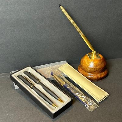 Ronald Reagan White House Gift Pen & Vintage Quill Pen/Pencil Promotional Set