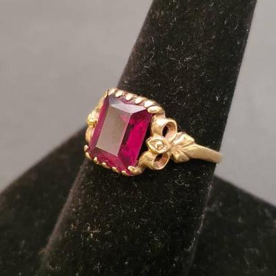Vintage 10K Gold Ruby Ring - Size 8.5