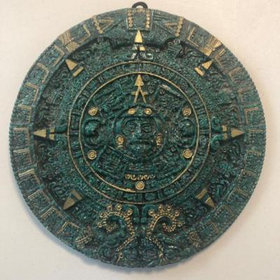 Vintage Mesoamerican-Style Wall Plaque – Mayan Calendar Design