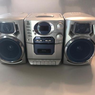 Durabrand CD-1493 Portable Stereo with Detachable Speakers