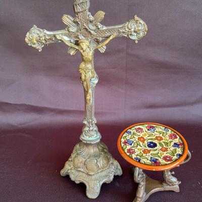 Crucifix Statue 