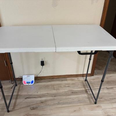 Lifetime Folding Table
