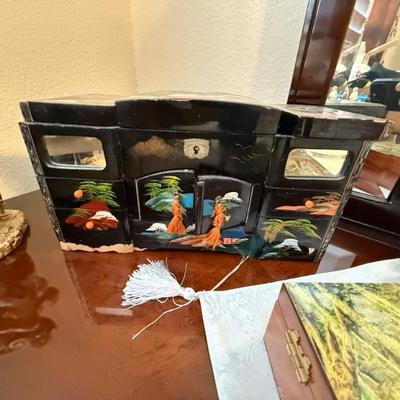 Sale Photo Thumbnail #198