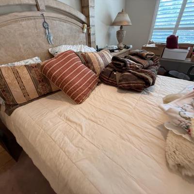 Sale Photo Thumbnail #105