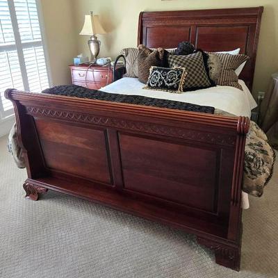 Pennsylvania House Queen Sleigh Bed Furniture 