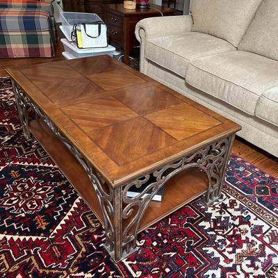 Wooden Coffe Table With Lower Shelf 