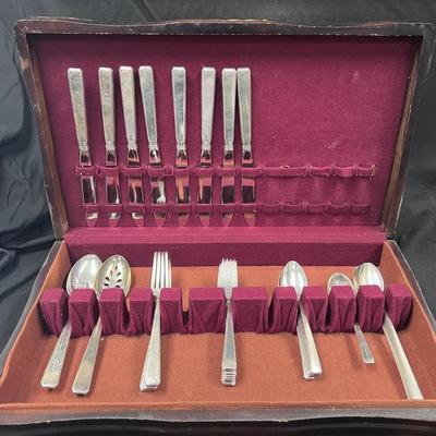 41 Pieces Towle Sterling Flatware… Old Lace