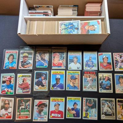 Box of Assorted Baseball Cards - TOPPS 1986-87