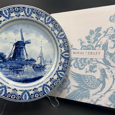 Royal Delft Plate With Stand & Box