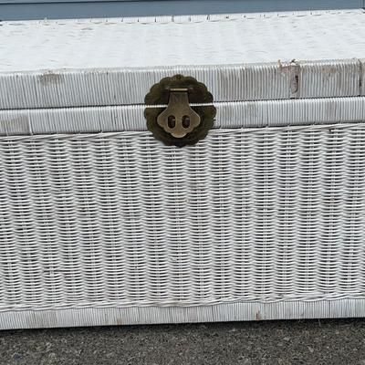 White Wicker Trunk 