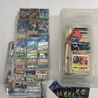 Small Tote Full Of 1990’s Baseball Trading Cards #5