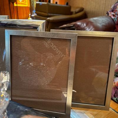 Sale Photo Thumbnail #274