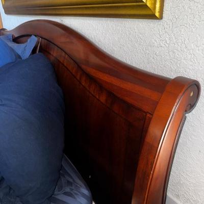 Sale Photo Thumbnail #327
