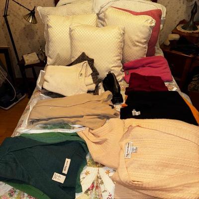 Sale Photo Thumbnail #373