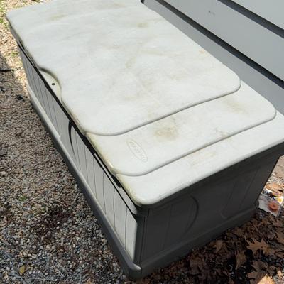 Suncast Storage Bin