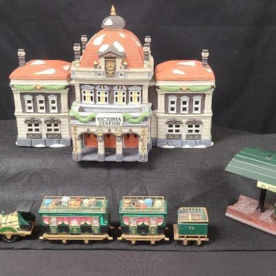 "Victoria Station + Platform" And "The Flying Scot Train" Dickens' Village By Dept. 56