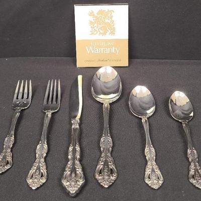 Oneida Heirloom Stainless Flatware