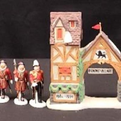 Heritage Village "Yeomen Of The Guard" Dicken's Village Series & "Village Express Van" Department 56