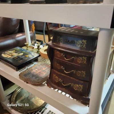 Sale Photo Thumbnail #133