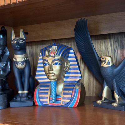 Egyptian Collectibles 