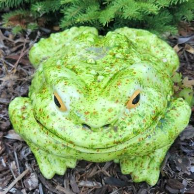 Frog Yard Art