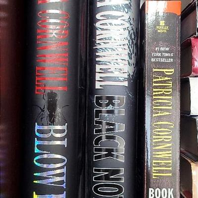 Michael Crichton, Patricia Cornwell Books