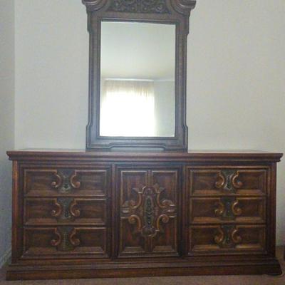 Wooden Dresser With Mirror