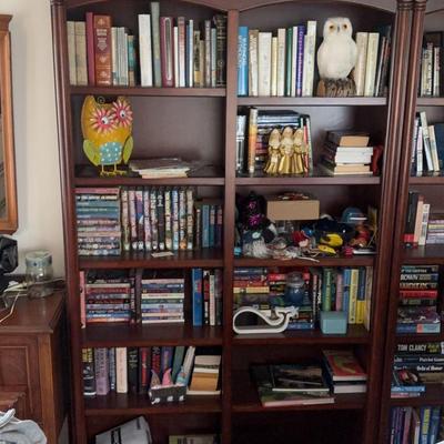 Book Cases X4 w/Scalloped Lintel