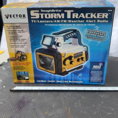 Vector Storm Tracker TV/Lantern Radio 