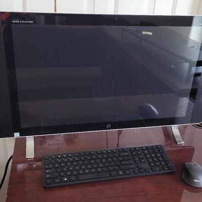 Bang & Olefson-HP-Envy Computer Monitor w/Accessories 