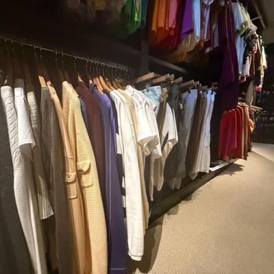 Sale Photo Thumbnail #137