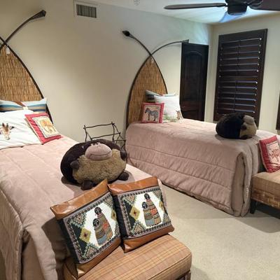 Sale Photo Thumbnail #148