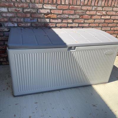 Sale Photo Thumbnail #55: Plastic storage 