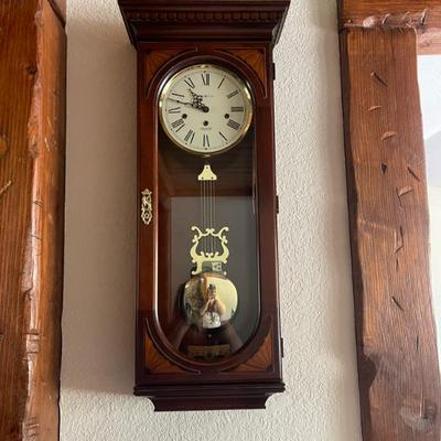 Sale Photo Thumbnail #68: Clocks 