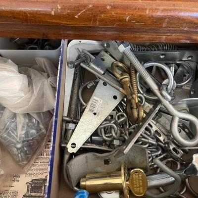 Sale Photo Thumbnail #139: Filled drawers 