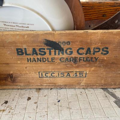 Sale Photo Thumbnail #111: Old wood boxes 