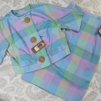 Sale Photo Thumbnail #3